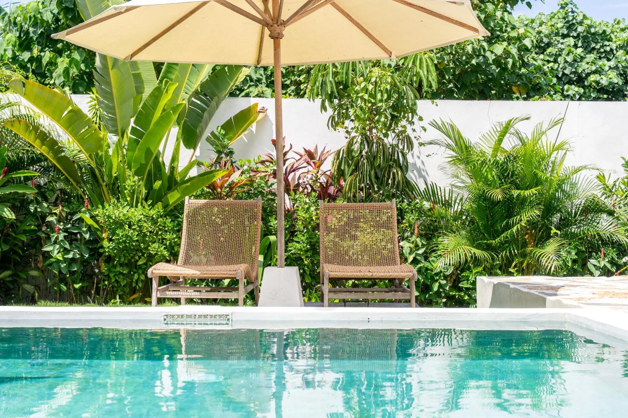 Villa Primarosa - Charming 3Br Villa With Rooftop Munggu Buitenkant foto