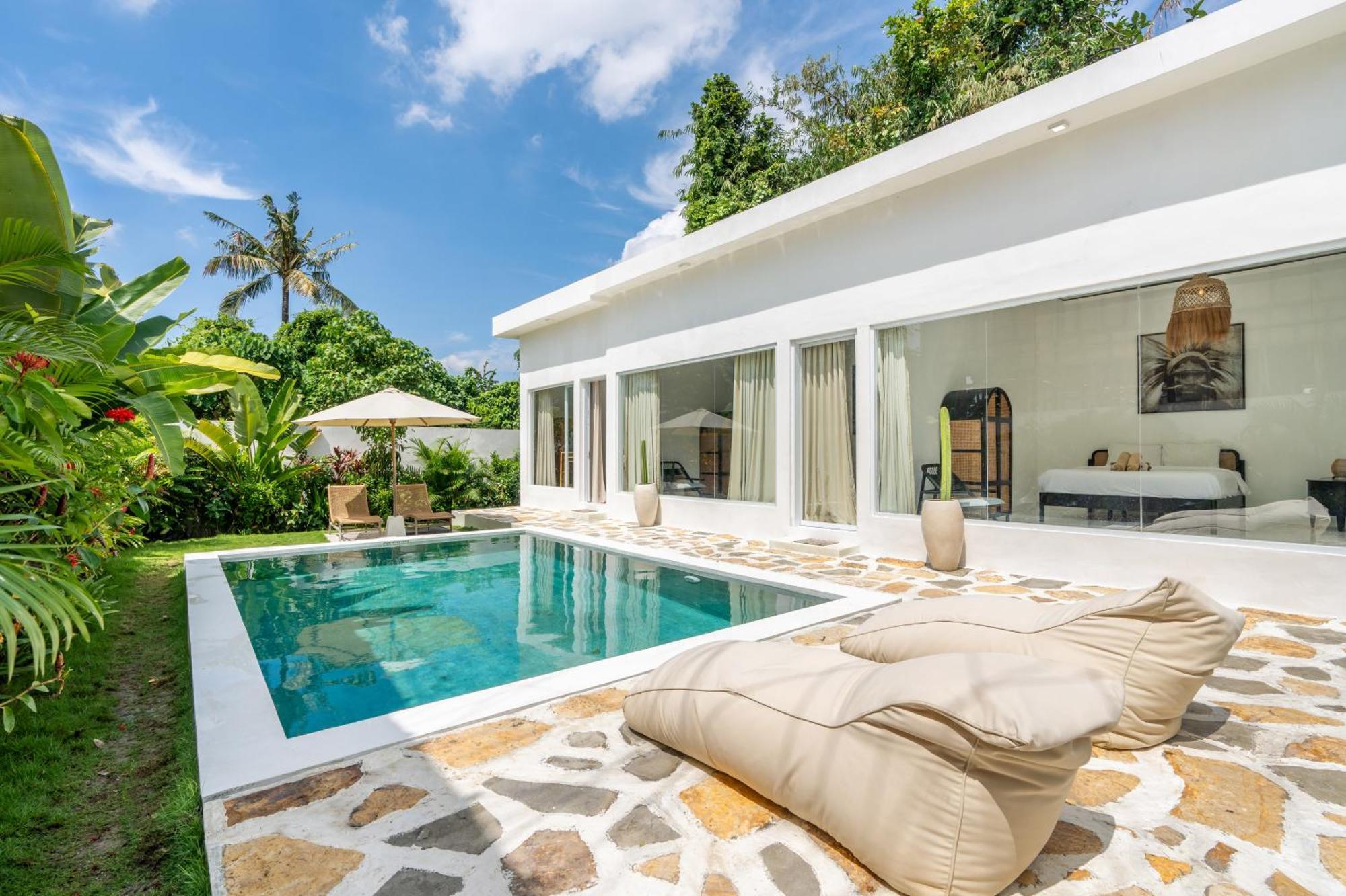 Villa Primarosa - Charming 3Br Villa With Rooftop Munggu Buitenkant foto